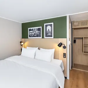 Hotel Campanile Lille Est - D'ascq ***