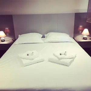 2* Апарт-отель Serafina Apartements